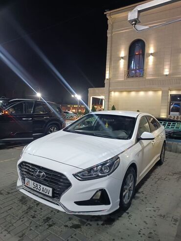 дешёвые машина: Hyundai Sonata: 2018 г., 2 л, Автомат, Газ, Седан