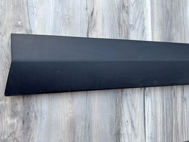 Пороги и комплектующие: Наружные накладки порогов Toyota, 2020 г., Б/у, Оригинал — 4