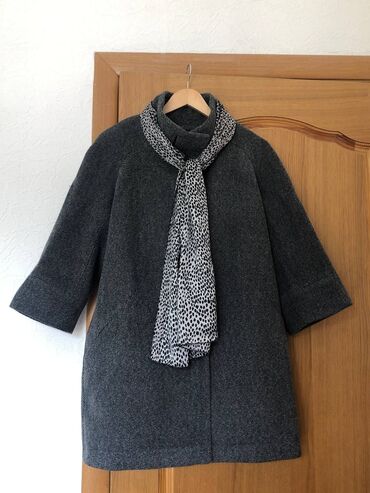 бежевое пальто: Пальто, Осень-весна, Короткая модель, Оверсайз, S (EU 36), M (EU 38)