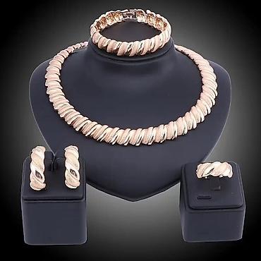 Setovi nakita: Ženski setovi nakita – elegantni kompleti 🛒 2,500 din. - Kompleti — 2