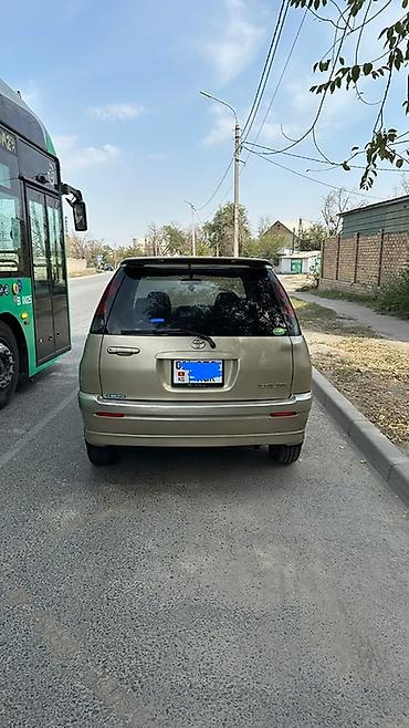 sprinter 2003: Toyota Raum: 2002 г., Минивэн — 4