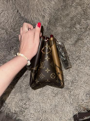 Modni rančevi: Ženska torba – monogram motiv - Materijal: čvrsta eko koža sa — 9