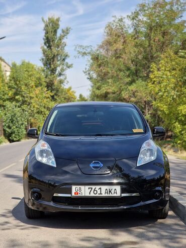 Nissan Leaf левый руль