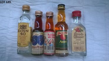Ostali predmeti za umetnost i kolekcionarstvo: Reklamne flašice mini bottles unučići čokanji fraklići 5. Kao sa slika — 4