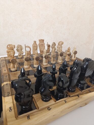 спортивный трико: Нарды шахмат, в комплекте фишки фигурки есть и по отдельностии!