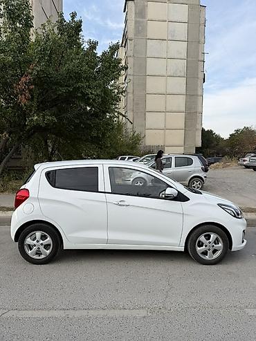 Унаа сатуу: Chevrolet Spark: 2021 г., 1 л, Вариатор, Бензин, Хетчбек — 3