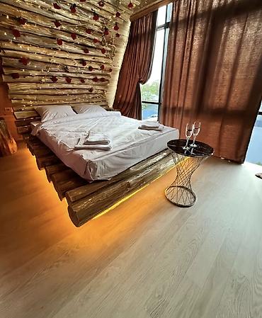 Bağ evlərinin kirayəsi: Dağ menzereli İsti hovuzlu A-frame ev Evin heyetinde ayrica bisetka — 6