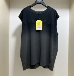 Dəstlər, kostyumlar: Marc Jacobs.Yeni!190azn (380azn alinib) M-L Olchuye uygun