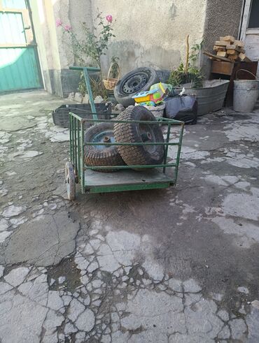 ведро эмалированное с крышкой 10л цена бишкек: Бакча жана курулуш дөңгөлөк жана араба, Болот, Эки дөңгөлөктүү, Колдонулган, Чекене