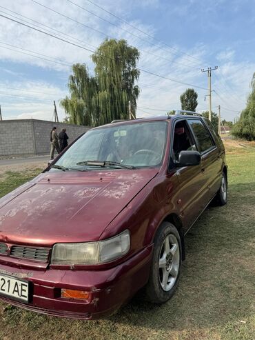 запчасти на паджеро 2: Mitsubishi Space Wagon: 1992 г., 2 л, Механика, Бензин, Вэн/Минивэн