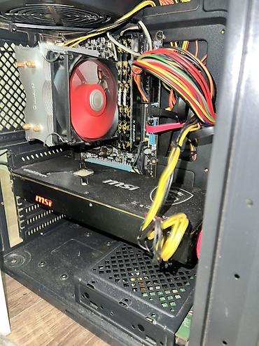 Masaüstü kompüterlər və iş stansiyaları: Cpu i7 6700 16gb ddr4 ram 8 gb videokart güclü videokartdır Amd Vega — 9