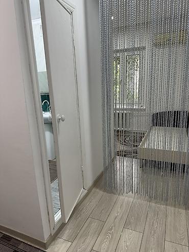 аренда квартира город манас: 1 комната, Асанбай мкр Собственник, Студентам, от 1 года, С мебелью полностью — 5