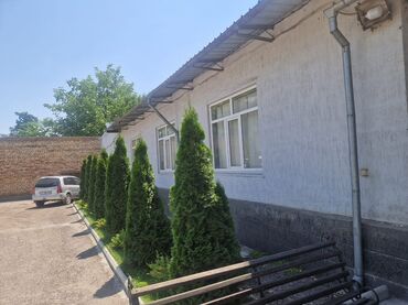 помещение под сварочный цех: Аренда помещения. Предлагается здание с просторным двором и удобным
