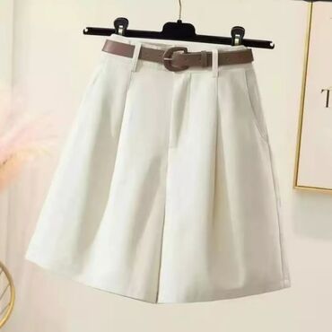 белые джинсовые шорты женские: Повседневные шорты, Джинс, Короткая модель, M (EU 38)