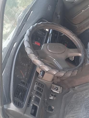 мазда трибють: Mazda 626: 1990 г., 0.2 л, Механика, Бензин, Седан — 2