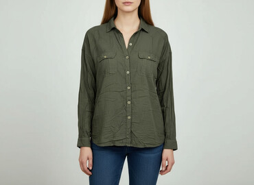 t shirty z orzełkiem: Bershka, Сорочка жіноча, розмір S
