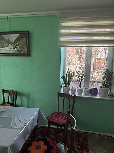 Продажа коттеджей и домов: Продается кирпичный жилой дом с просторным двором и навесом по — 3