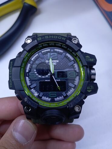 смарт часы и наушники: Часы 
casio G-Shock
