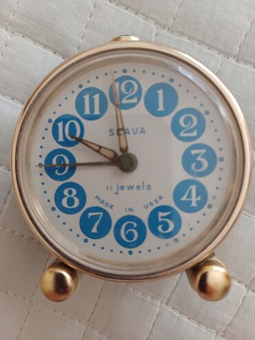Антикварные часы: ⏰️Часы будильник
" Слава" ( винтажные)
Цена 750