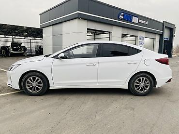 Hyundai: Hyundai Elantra: 2019 г., 1.6 л, Вариатор, Бензин, Седан — 5