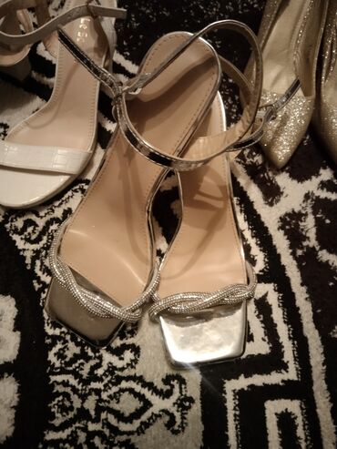 sandale sa masnom: Sandals, Zara, 41