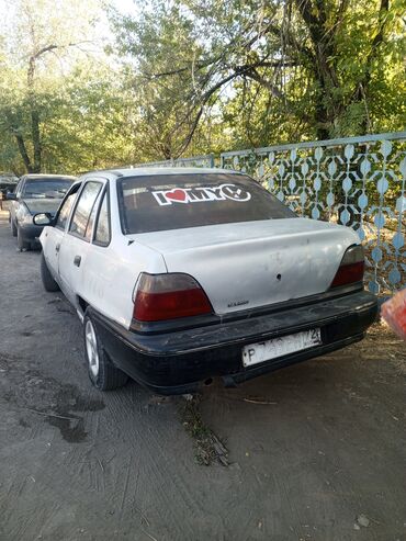 заслонка нексия: Daewoo Nexia: 2001 г., 1.5 л, Механика, Бензин, Седан