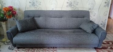 уголовой диван: Прямой диван, цвет - Серый, Б/у