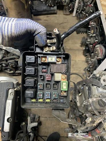 Блок предохранителей подкапотный для Honda с маркировкой B20B