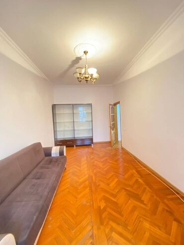 Uzunmüddətli kirayə mənzillər: Həzi Aslanov metrosuna piyada 10 deqiqəlik məsafədə,Qaçqın bazarı,ats — 10