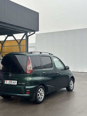Toyota: Toyota Yaris Verso: 2000 г., 1.5 л, Механика, Бензин, Универсал — 6