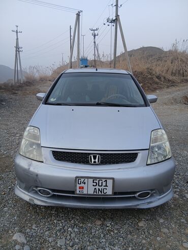Honda: Honda Stream: 2002 г., 2 л, Механика, Бензин, Универсал — 5