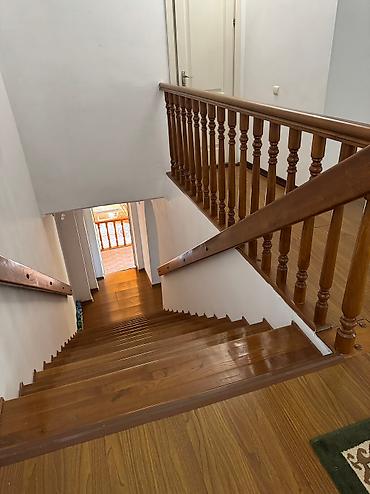 Долгосрочная аренда домов: 150 м², 4 комнаты — 15