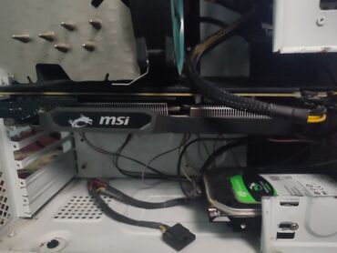 ddr4 16gb: Видео карта, Колдонулган, AMD, Radeon RX, 6 ГБ, ПК үчүн