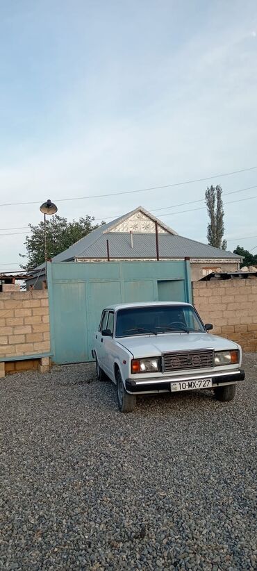 opel vektra b: VAZ (LADA) 2107: 0.6 l | 2004 il 188 km Sedan