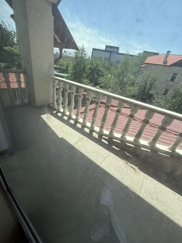 Продажа домов: Дом, 718 м², 6 комнат, Агентство недвижимости, Старый ремонт — 18