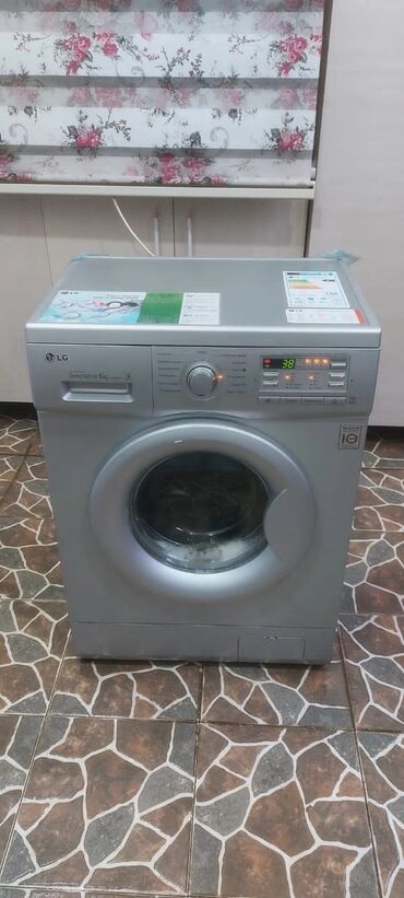 Uzunmüddətli kirayə mənzillər: Paltaryuyan maşın LG, 6 kq, İşlənmiş, Avtomat, Kredit yoxdur, Ünvandan götürmə, Ödənişli çatdırılma