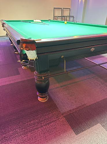 Бильярдные столы: Бильярдный стол для русского бильярда с полным оснащением. 12 фут — 3