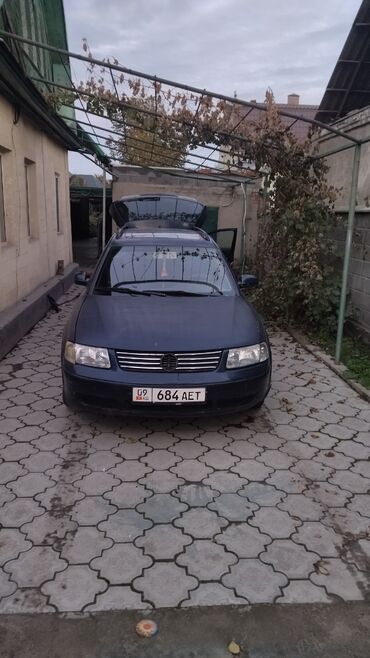 Volkswagen: Volkswagen Passat: 1999 г., 1.6 л, Механика, Бензин, Универсал