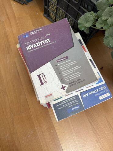 Велозапчасти: 2ci el kitablar isdeyen olsa yazsin 1-3 qrup ucun kitablardi sadece