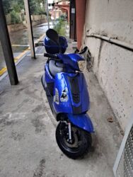 скутер купить бу: Moped avtomatdır. kosmetik işi var biraz