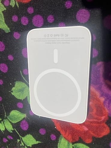 iphone cable: Магнитный внешний аккумулятор для iPhone (MagSafe). - Компактный — 1