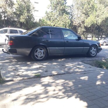 Mercedes-Benz: Mercedes-Benz W124: 1991 г., 2.6 л, Механика, Бензин, Седан — 15