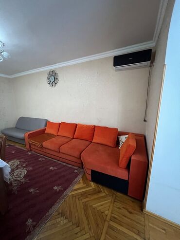 Günlük kirayə mənzillər: 2 otaqlı — 4