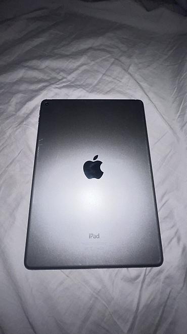 xbox one: Apple iPad Air 2 (модель MGKL2X/A), 64 ГБ, Wi‑Fi - Экран 9.7" Retina — 1