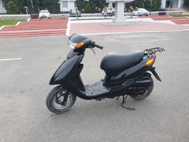 Мотоциклдер жана мопеддер: Скутер Yamaha, 50 куб. см, Бензин, Колдонулган