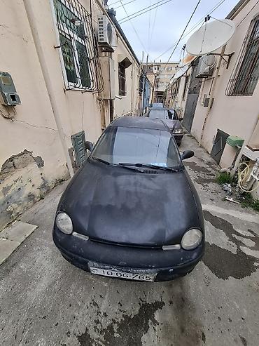 su motosikleti: Chrysler Neon: 2 l | 1997 il 203785 km Sedan — 1
