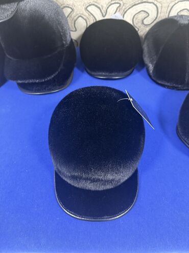 Головные уборы: Норка тебетейдин түрлөлү, суусар тебетейдин түрлөрү,тумактын түрлөрү — 23