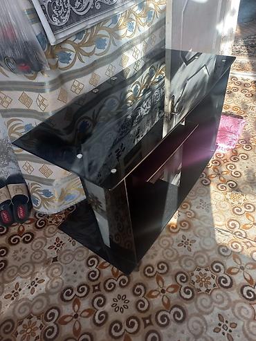 suse masa: Qara şüşə TV masası / media stendi - Material: qalın temperli qara — 3