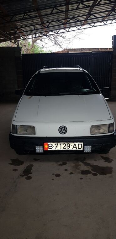 пассо: Volkswagen Passat: 1991 г., 1.8 л, Механика, Бензин, Универсал