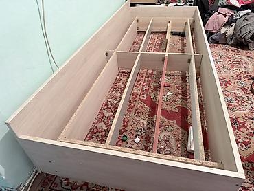 bunk bed: Корпус кровати/подкроватное основание из ЛДСП - Размер спального — 3